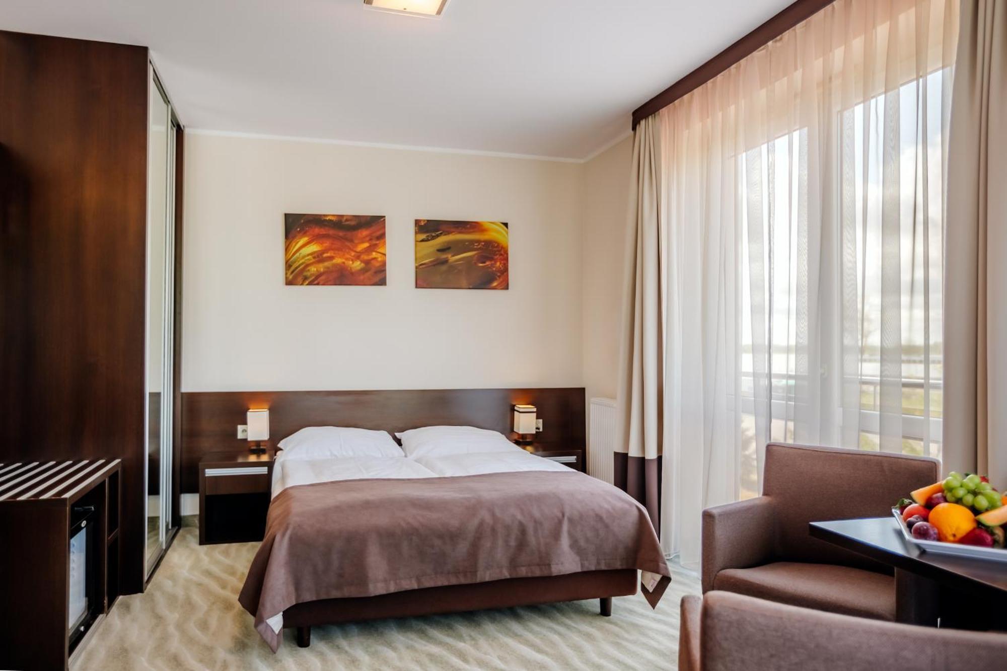Hotel Emocja Spa Мельно Экстерьер фото